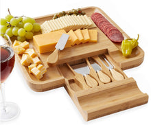 Load image into Gallery viewer, Gezähnt Charcuterie Board
